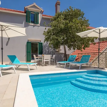 Roglic Villa *